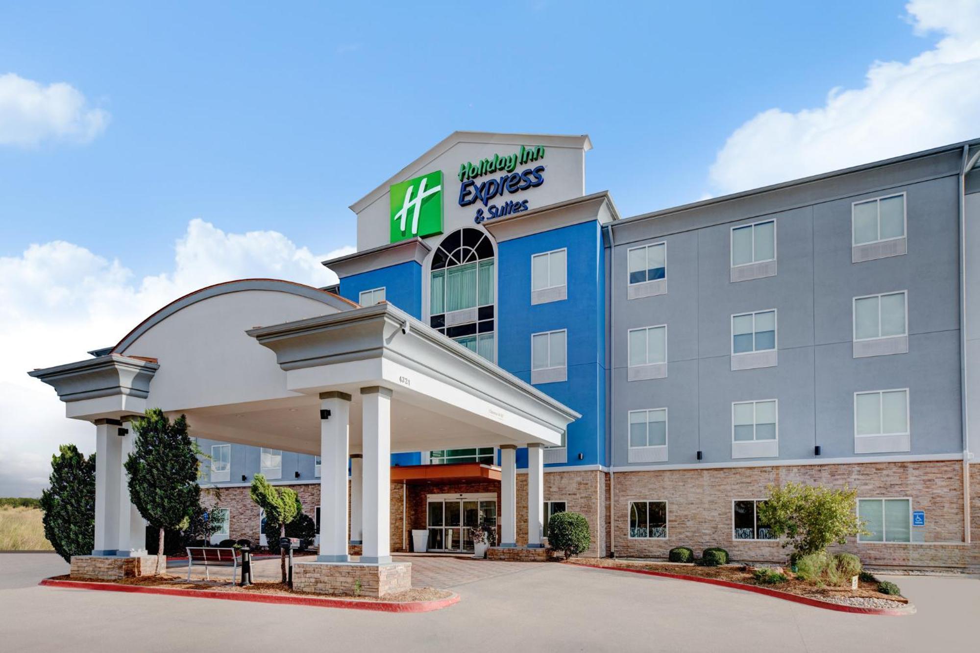 Holiday Inn Express Hotel & Suites Dallas West By Ihg Экстерьер фото