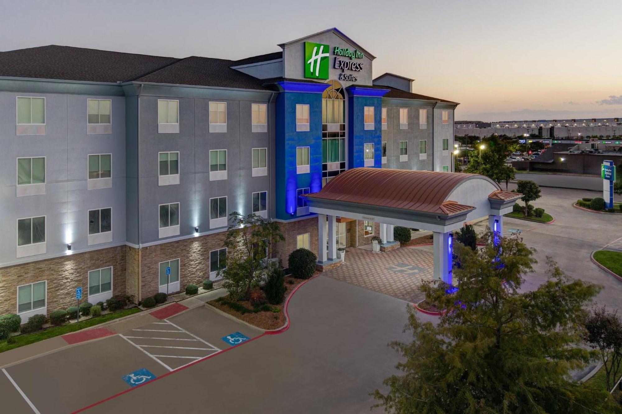 Holiday Inn Express Hotel & Suites Dallas West By Ihg Экстерьер фото